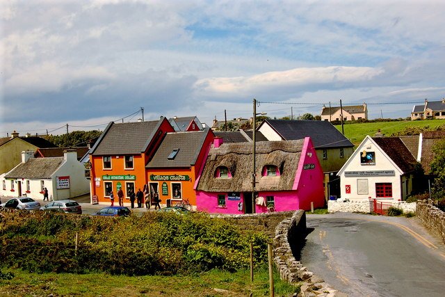 photo by CC user Joseph Mischyshyn on geograph.ie photo by CC user Joseph Mischyshyn on geograph.ie